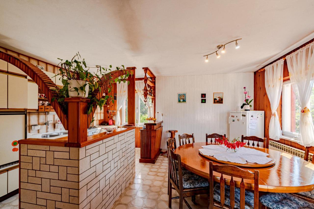 Apartments Mak Račišće Dış mekan fotoğraf