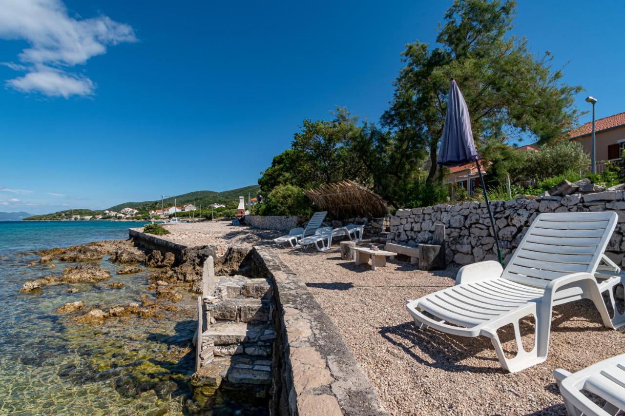 Apartments Mak Račišće Dış mekan fotoğraf
