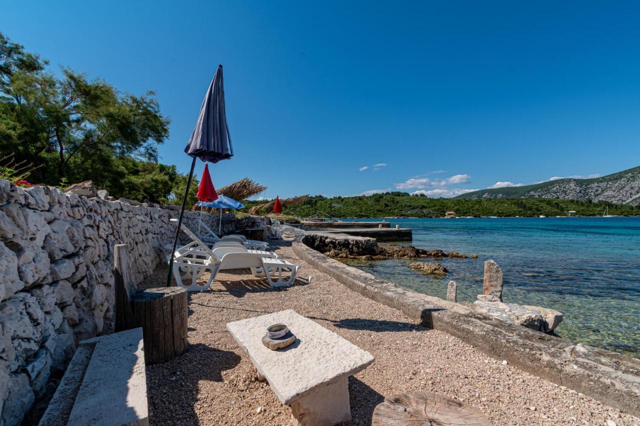 Apartments Mak Račišće Dış mekan fotoğraf