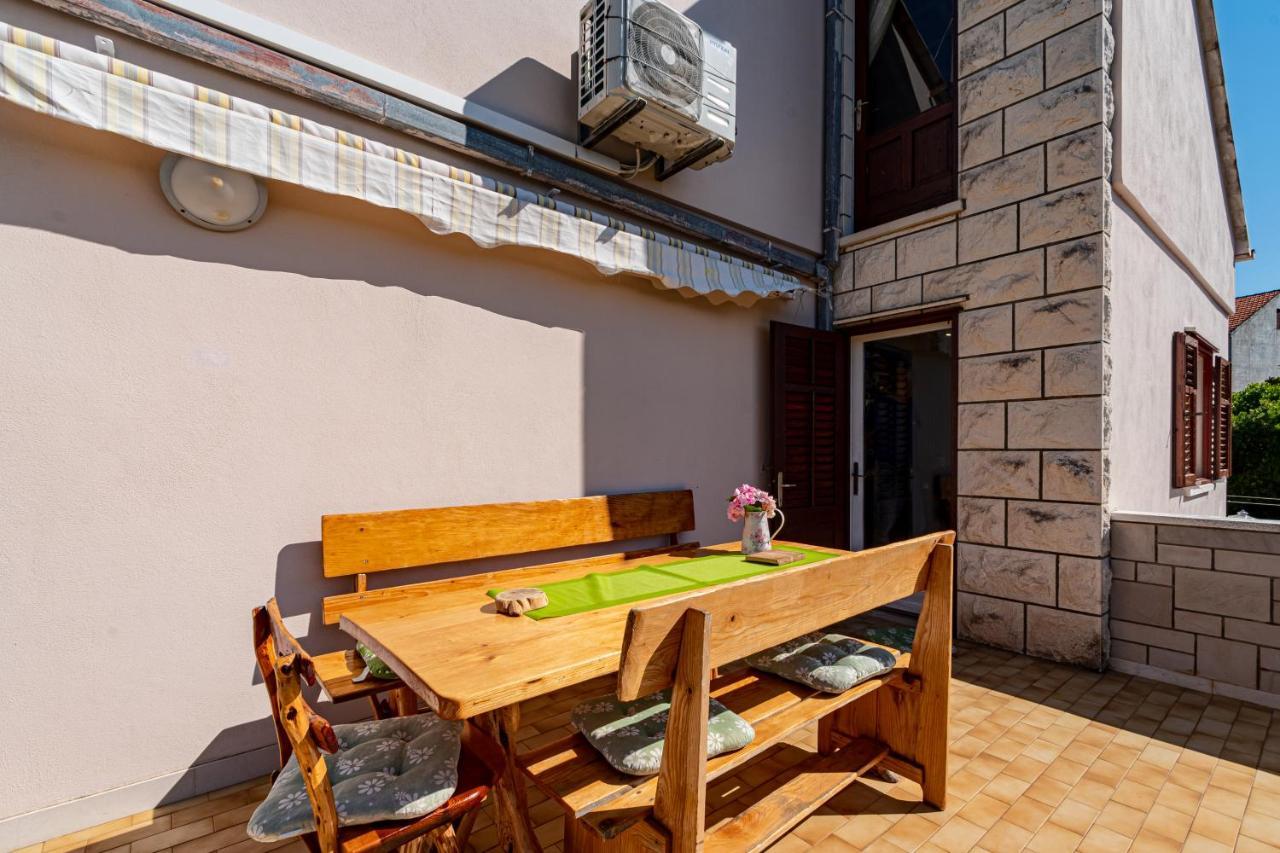 Apartments Mak Račišće Dış mekan fotoğraf