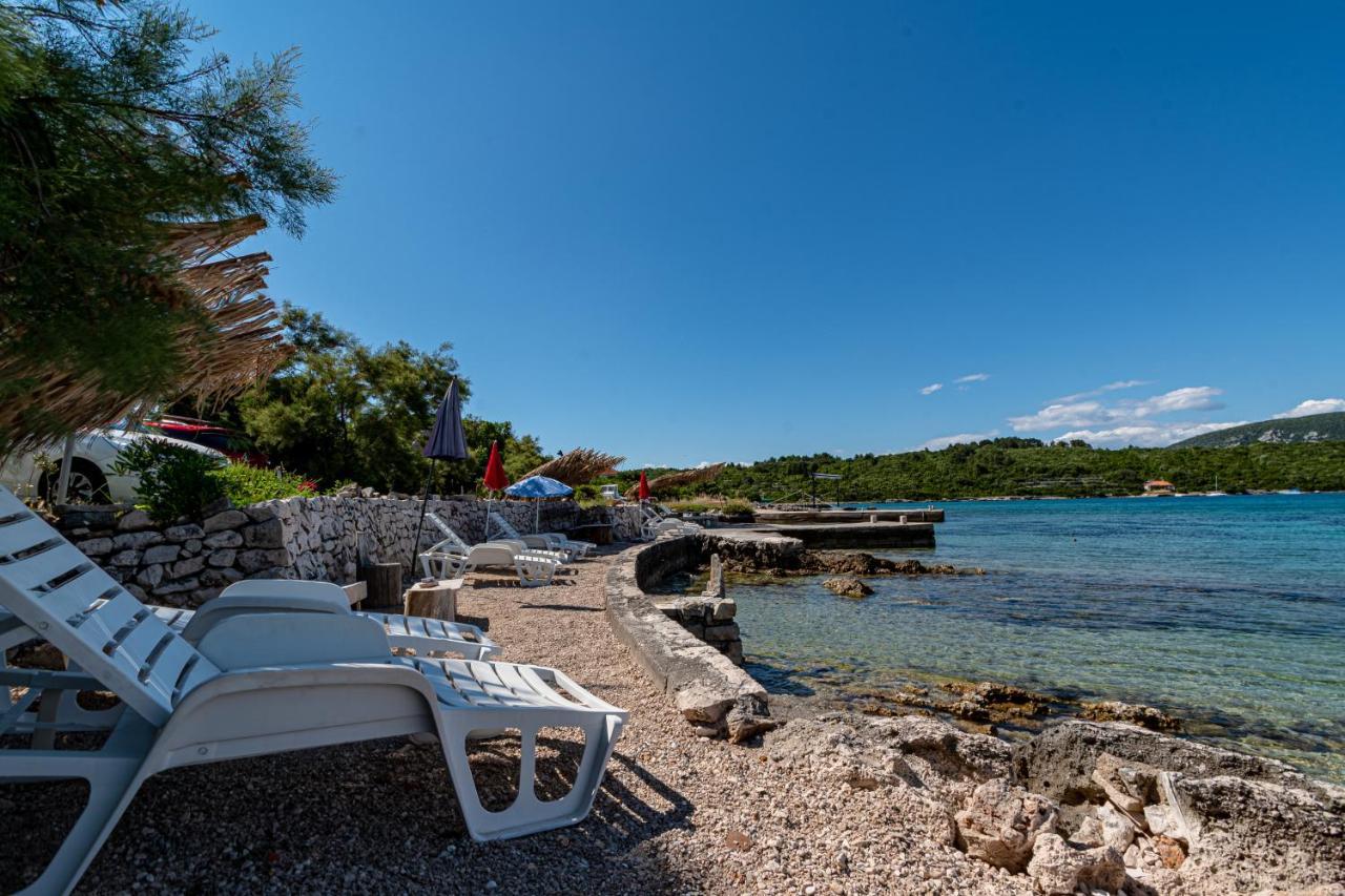 Apartments Mak Račišće Dış mekan fotoğraf