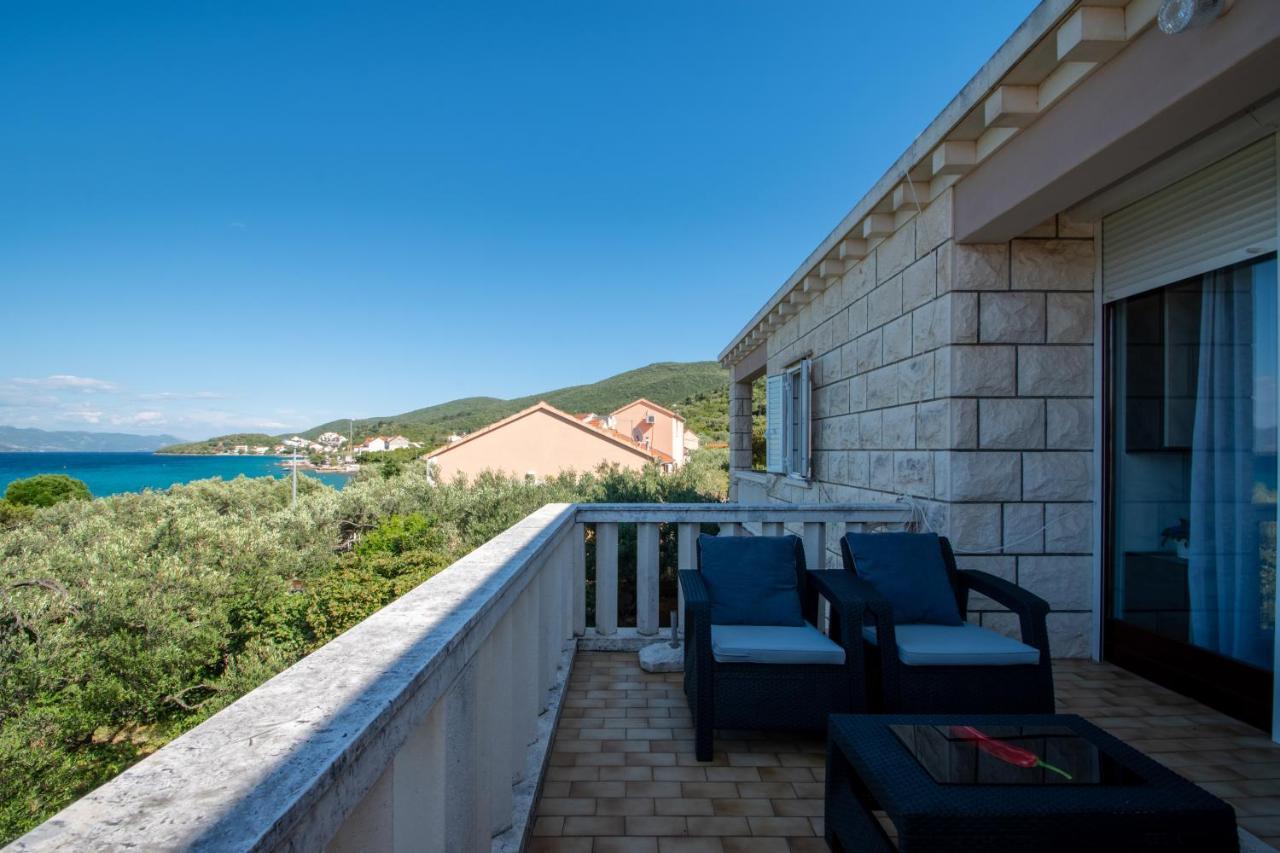 Apartments Mak Račišće Dış mekan fotoğraf