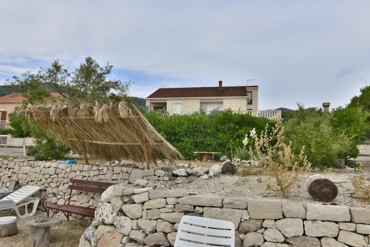 Apartments Mak Račišće Dış mekan fotoğraf