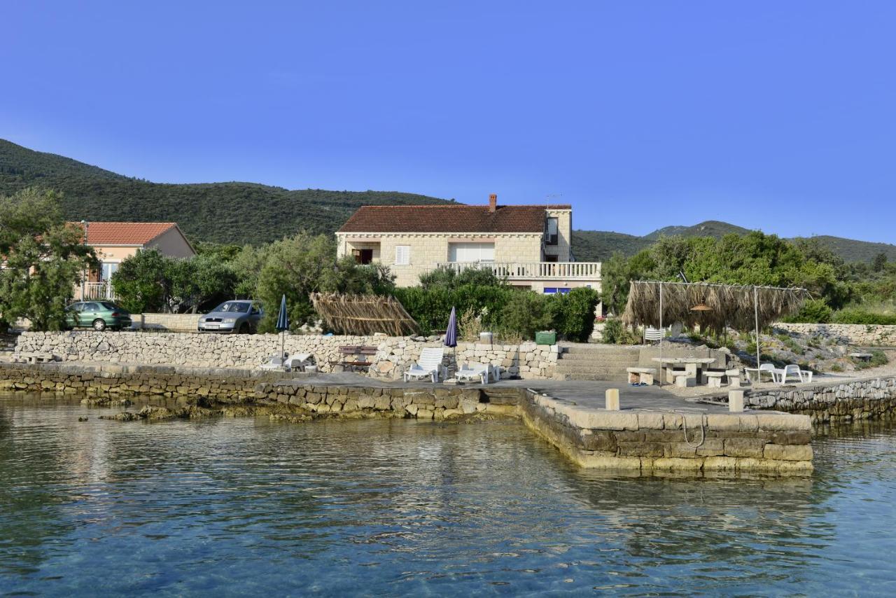 Apartments Mak Račišće Dış mekan fotoğraf