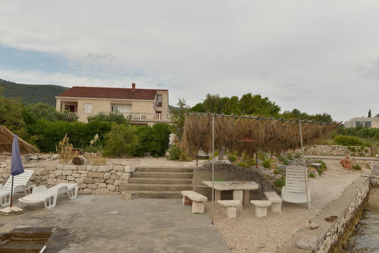 Apartments Mak Račišće Dış mekan fotoğraf